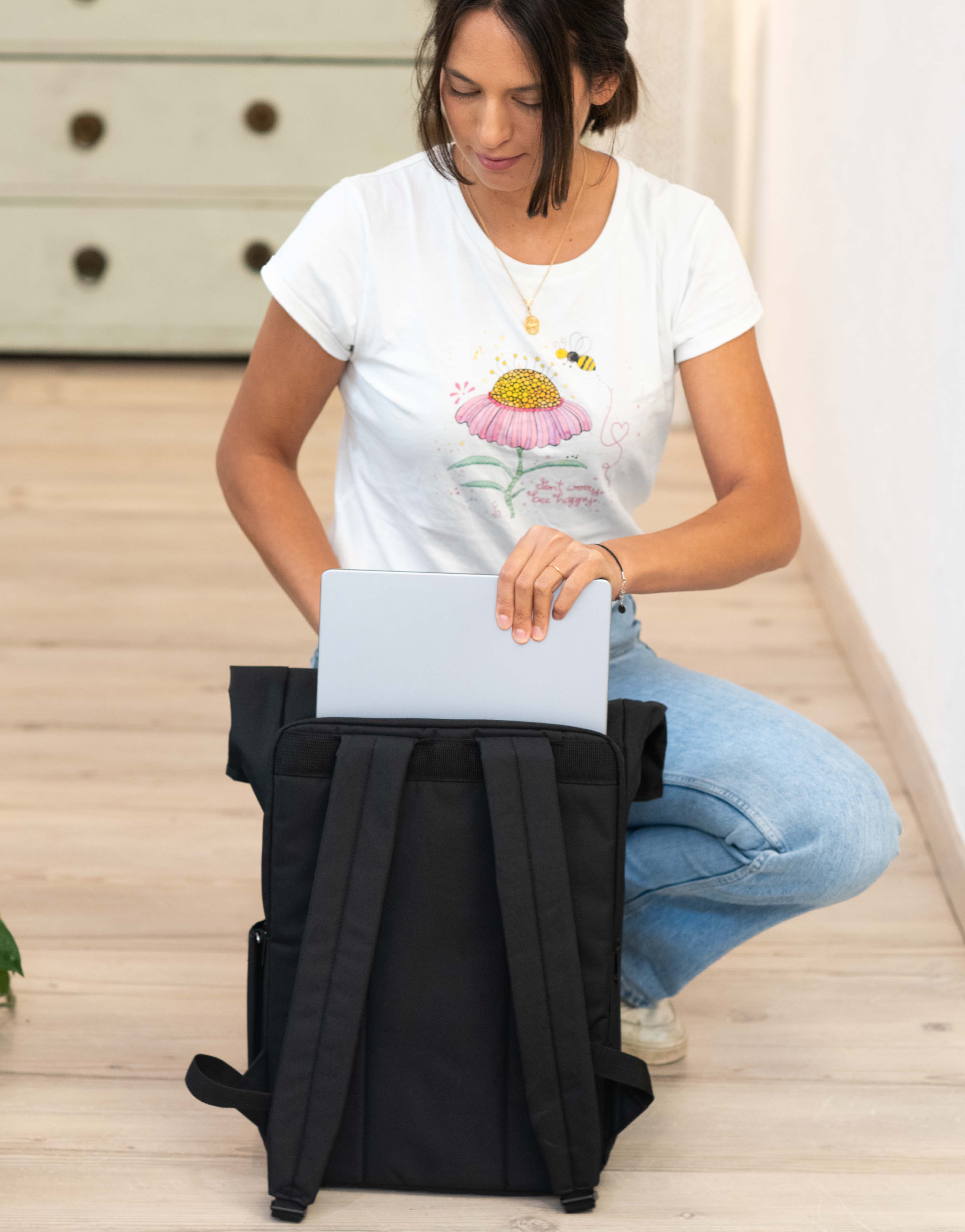Rucksack groß Black „Bee happy”