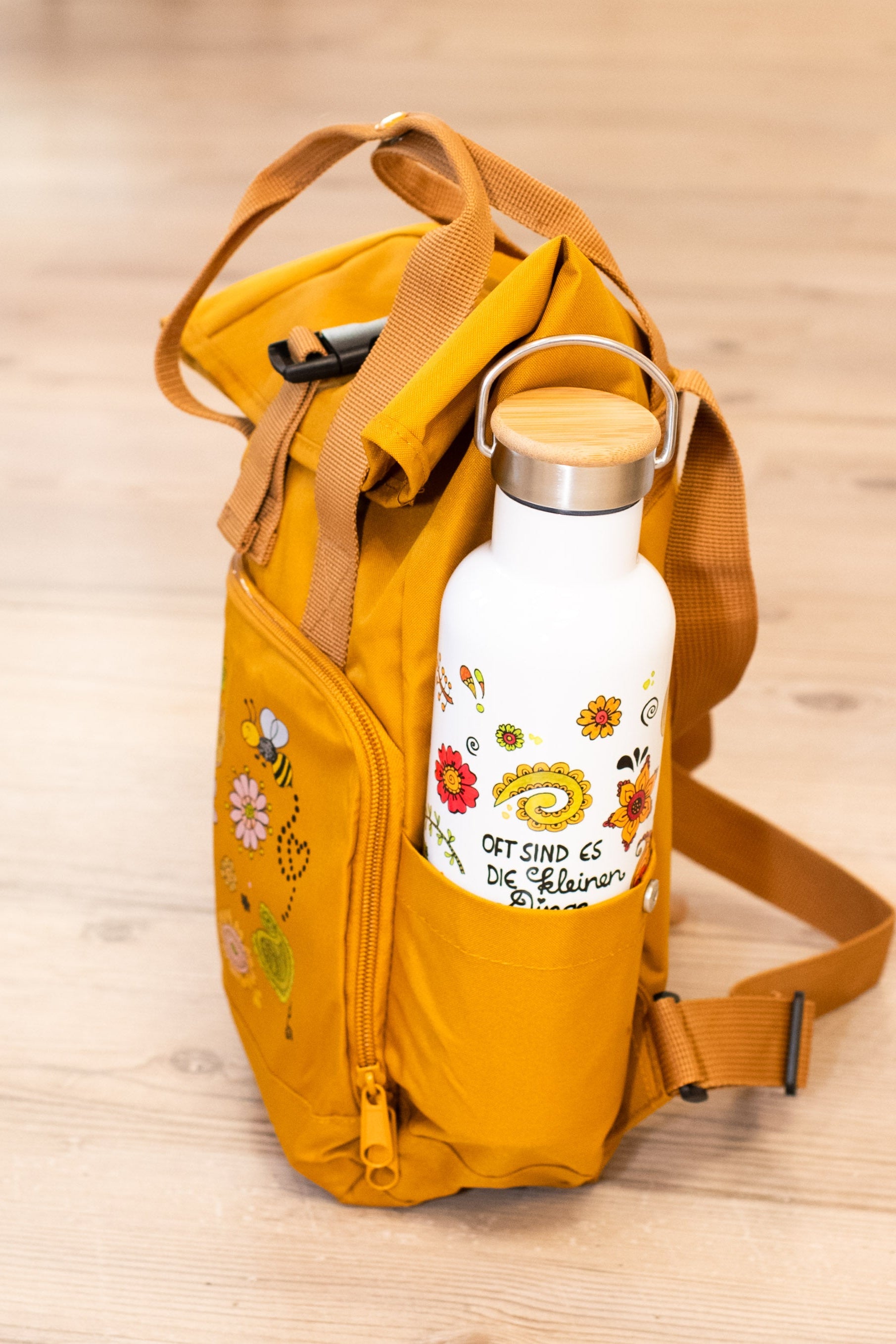 Rucksack klein Mustard „Happy Flowers”