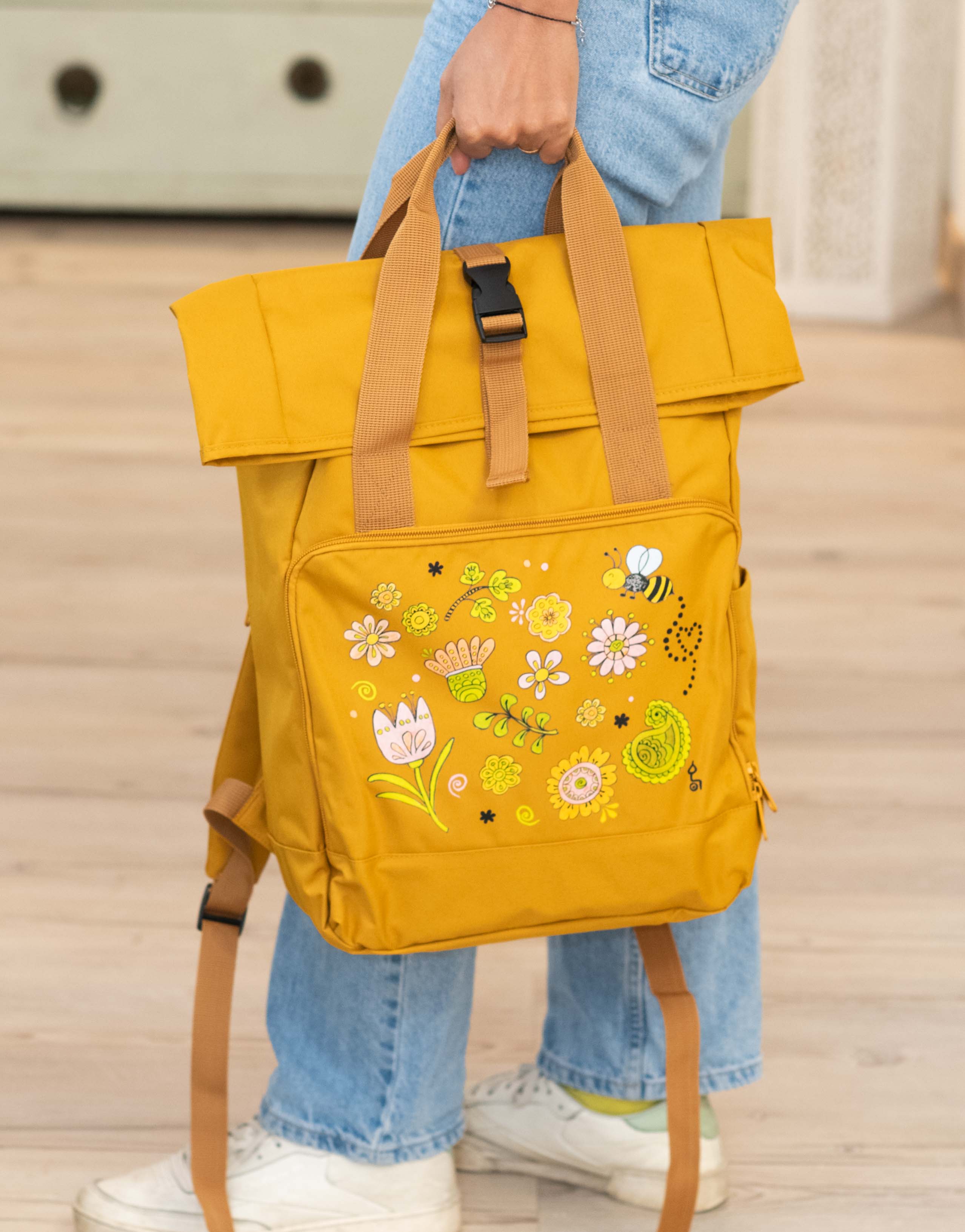 Rucksack groß Mustard „Happy Flowers”